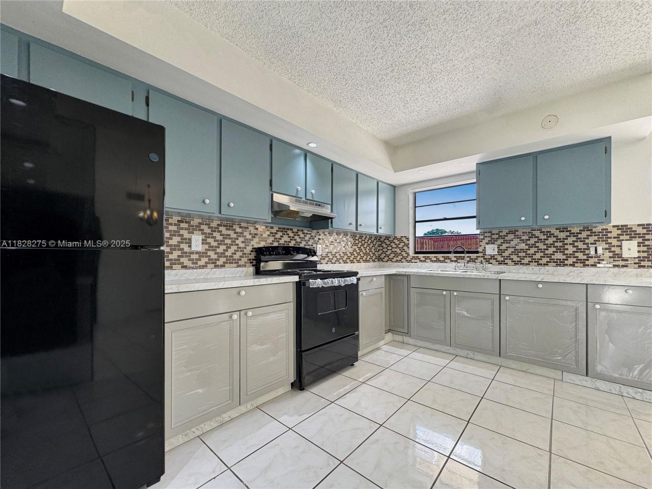 8103 SW 24th St, North Lauderdale, FL 33068 Photo
