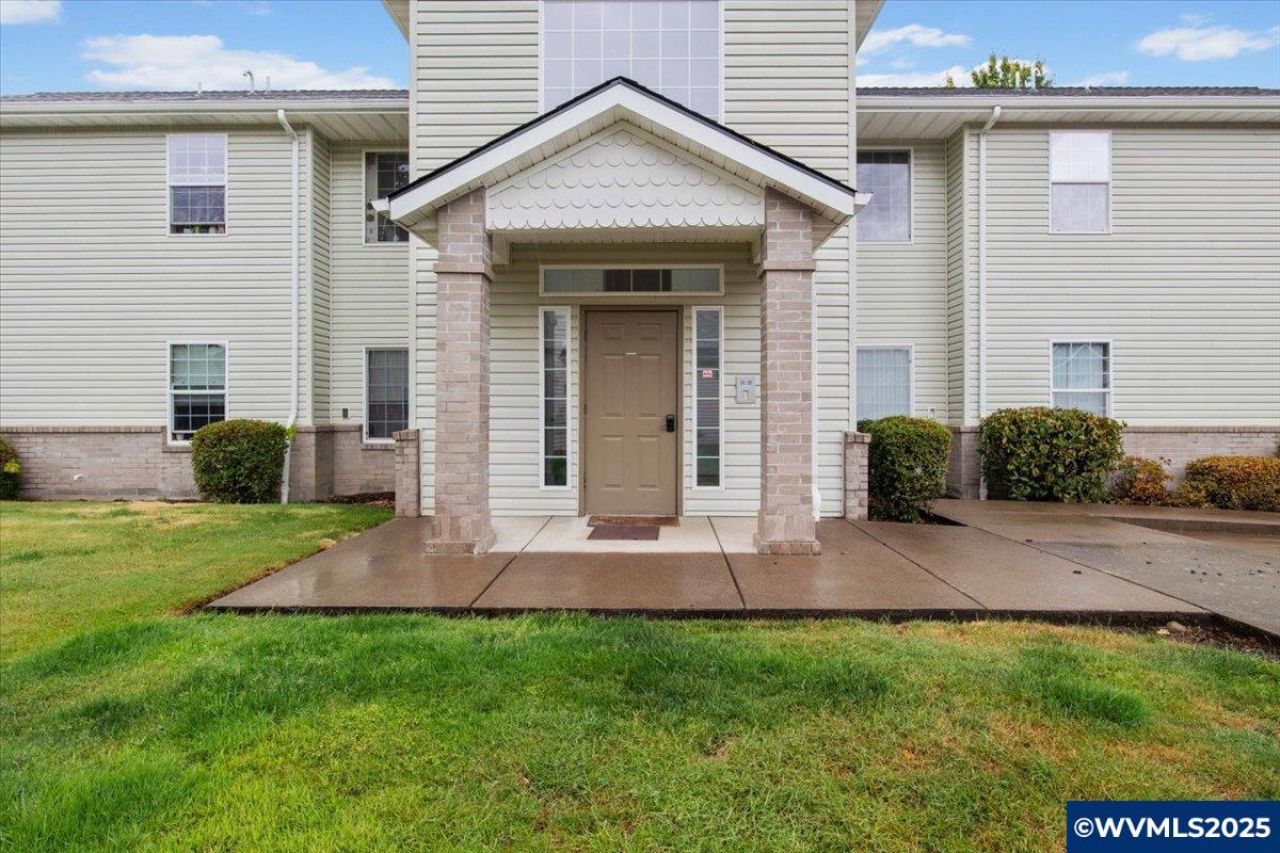 42 Weldwood Dr, Lebanon, OR 97355 Main Photo