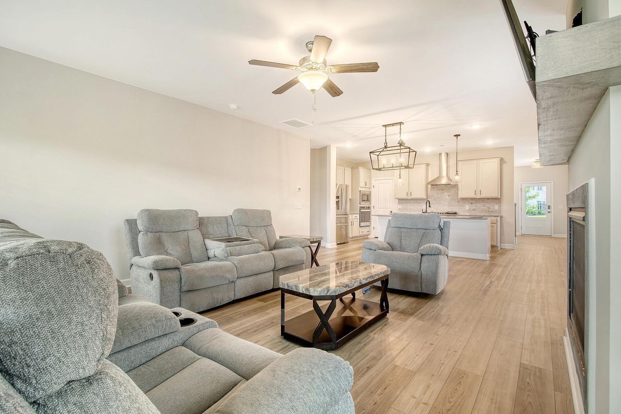 299 Lucca Drive Photo 11