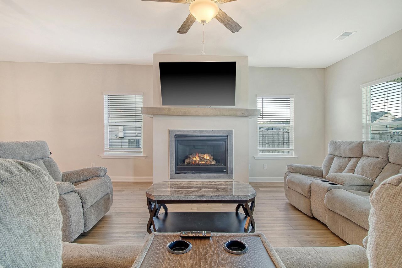 299 Lucca Drive Photo 13