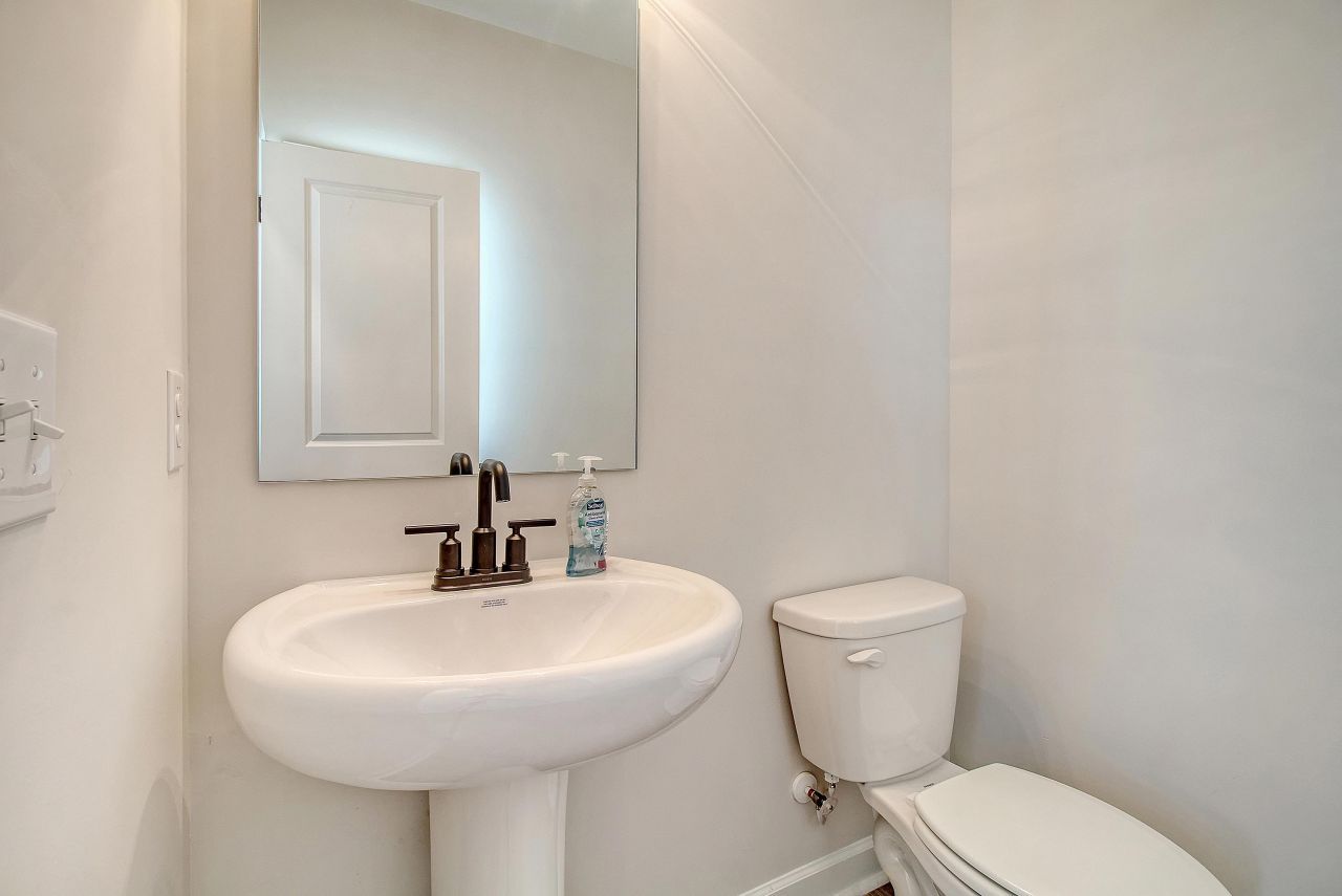 299 Lucca Drive Photo 15