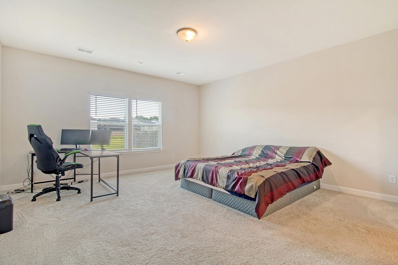 299 Lucca Drive Photo 17