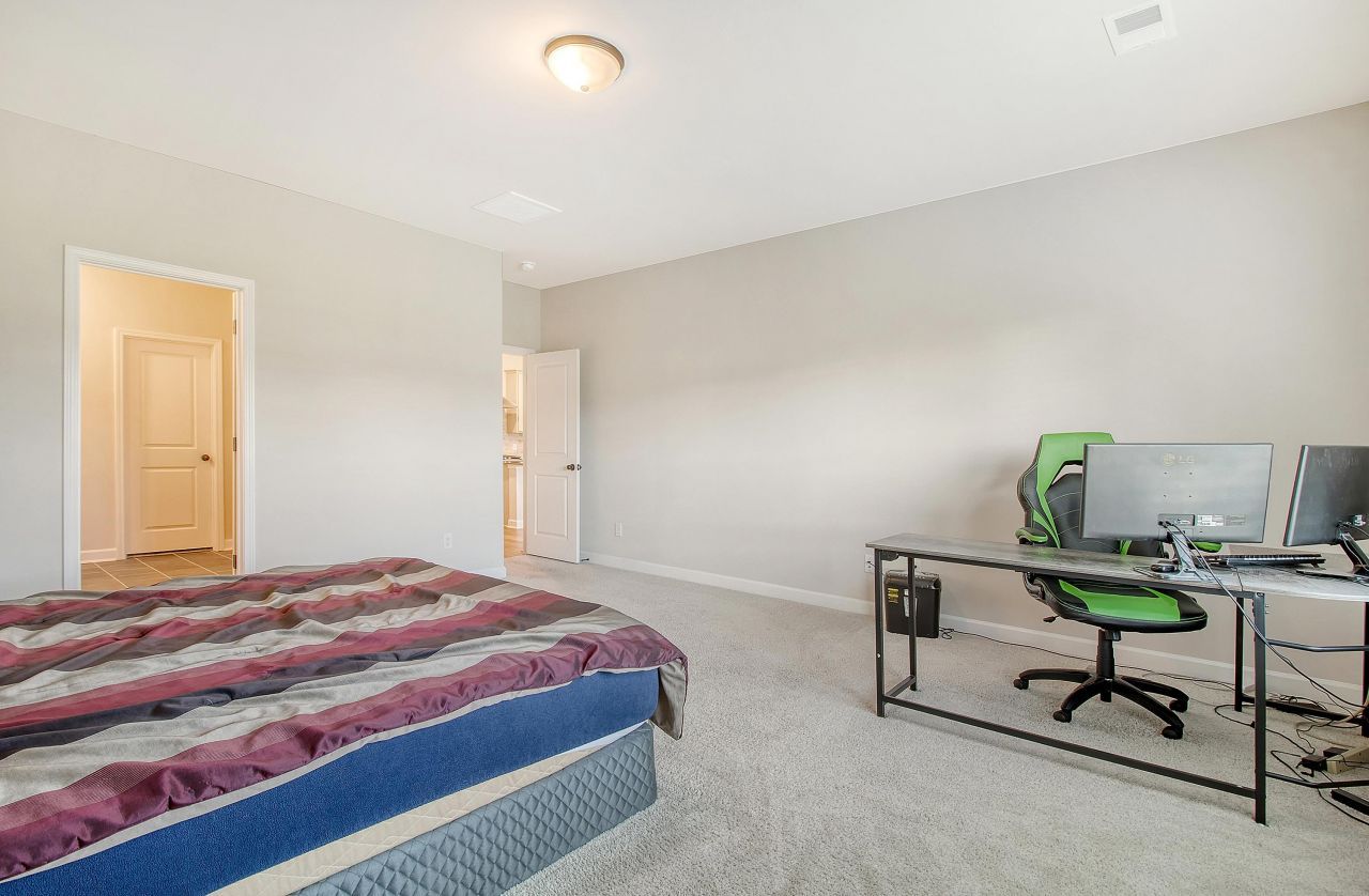 299 Lucca Drive Photo 18