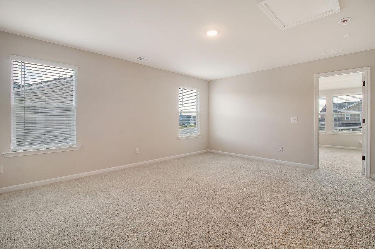 299 Lucca Drive Photo 25