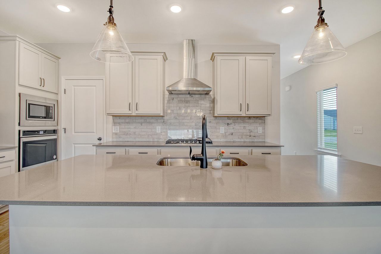 299 Lucca Drive Photo 5