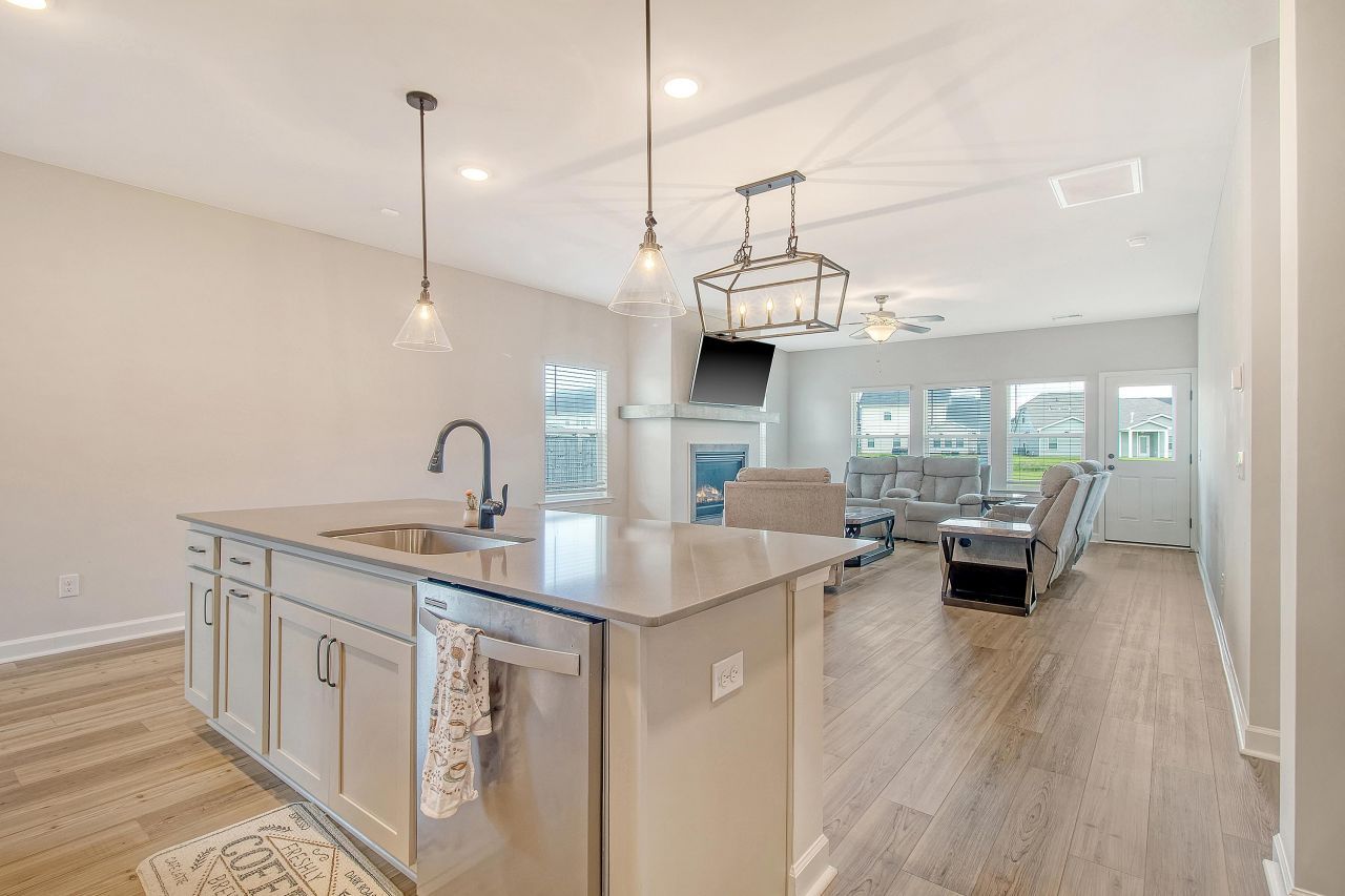 299 Lucca Drive Photo 8