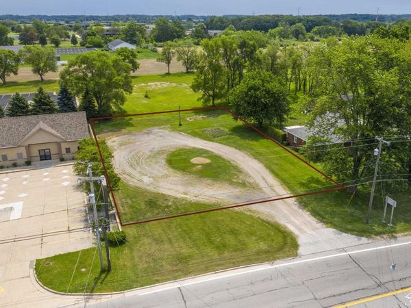 S Dixie Highway, Monroe, MI 00000