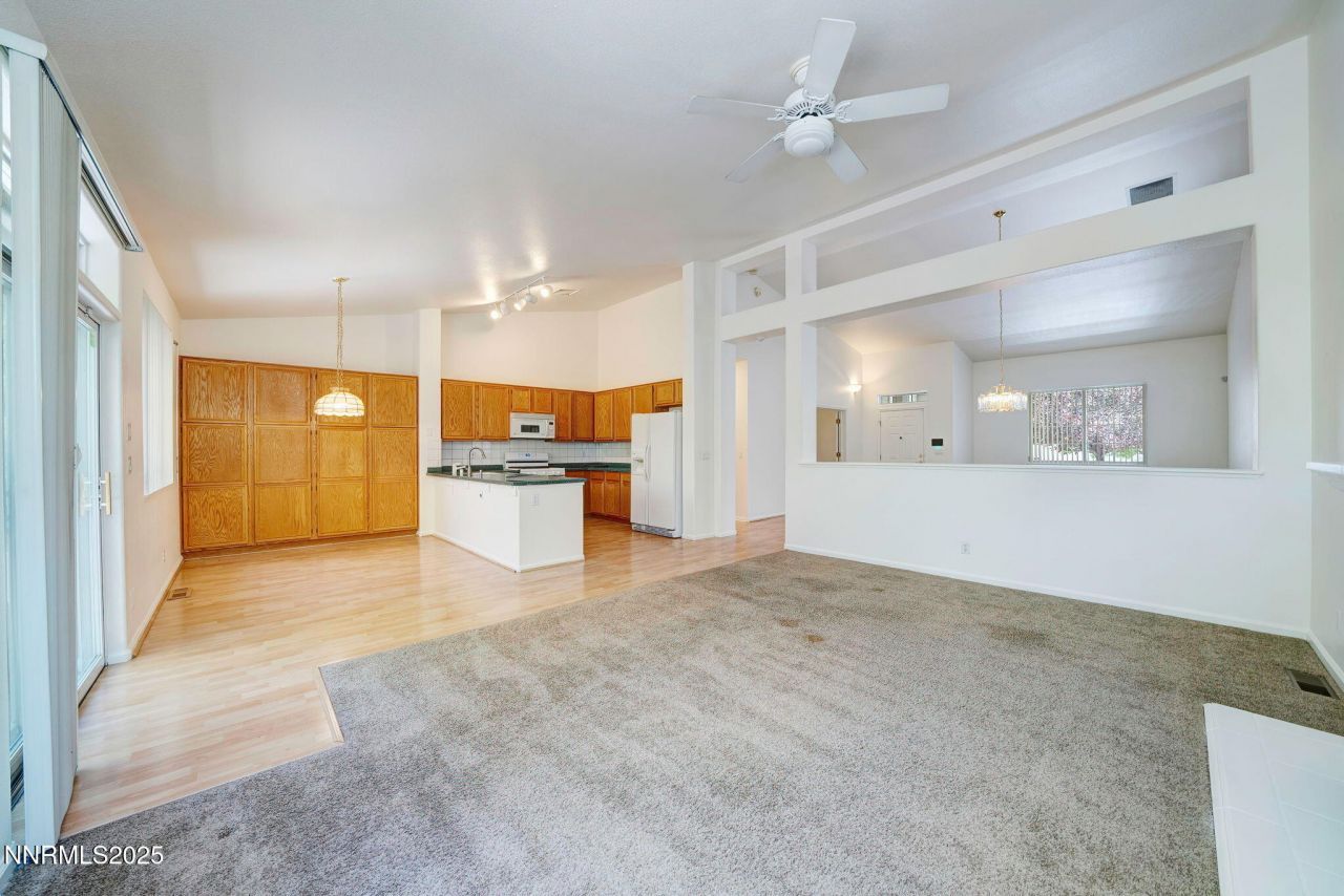 3069 Creekwood Drive, Reno, NV 89502 Photo