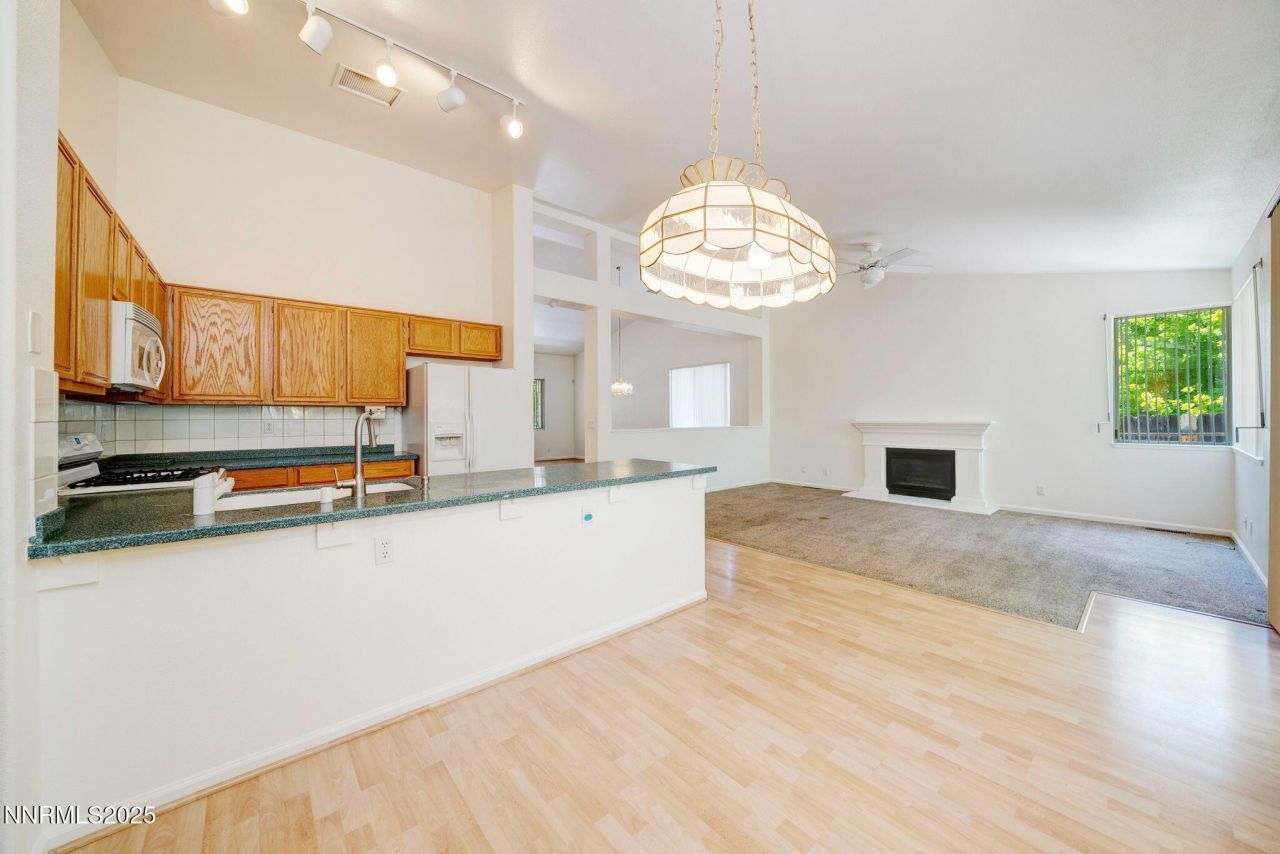 3069 Creekwood Drive, Reno, NV 89502 Photo