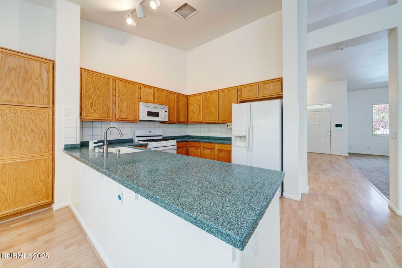 3069 Creekwood Drive, Reno, NV 89502 Photo