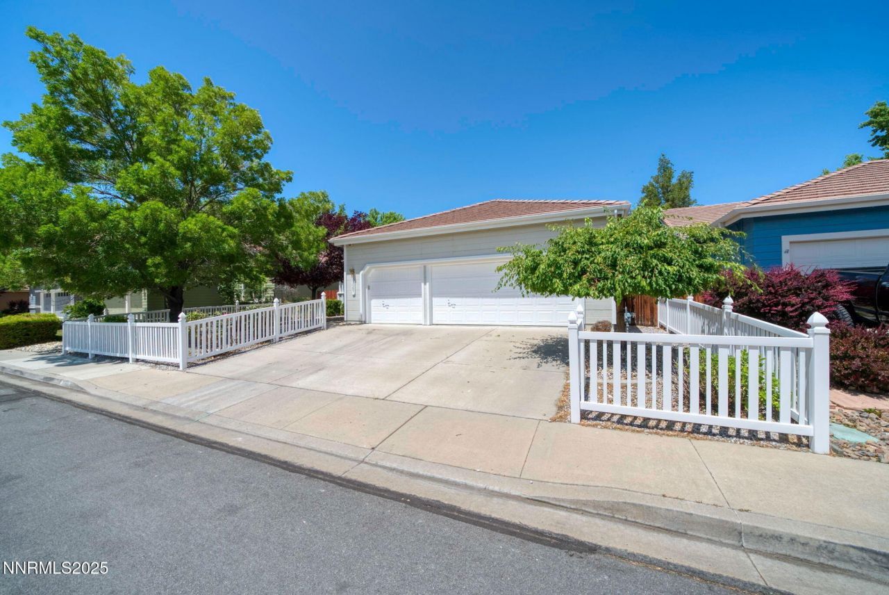 3069 Creekwood Drive, Reno, NV 89502 Photo