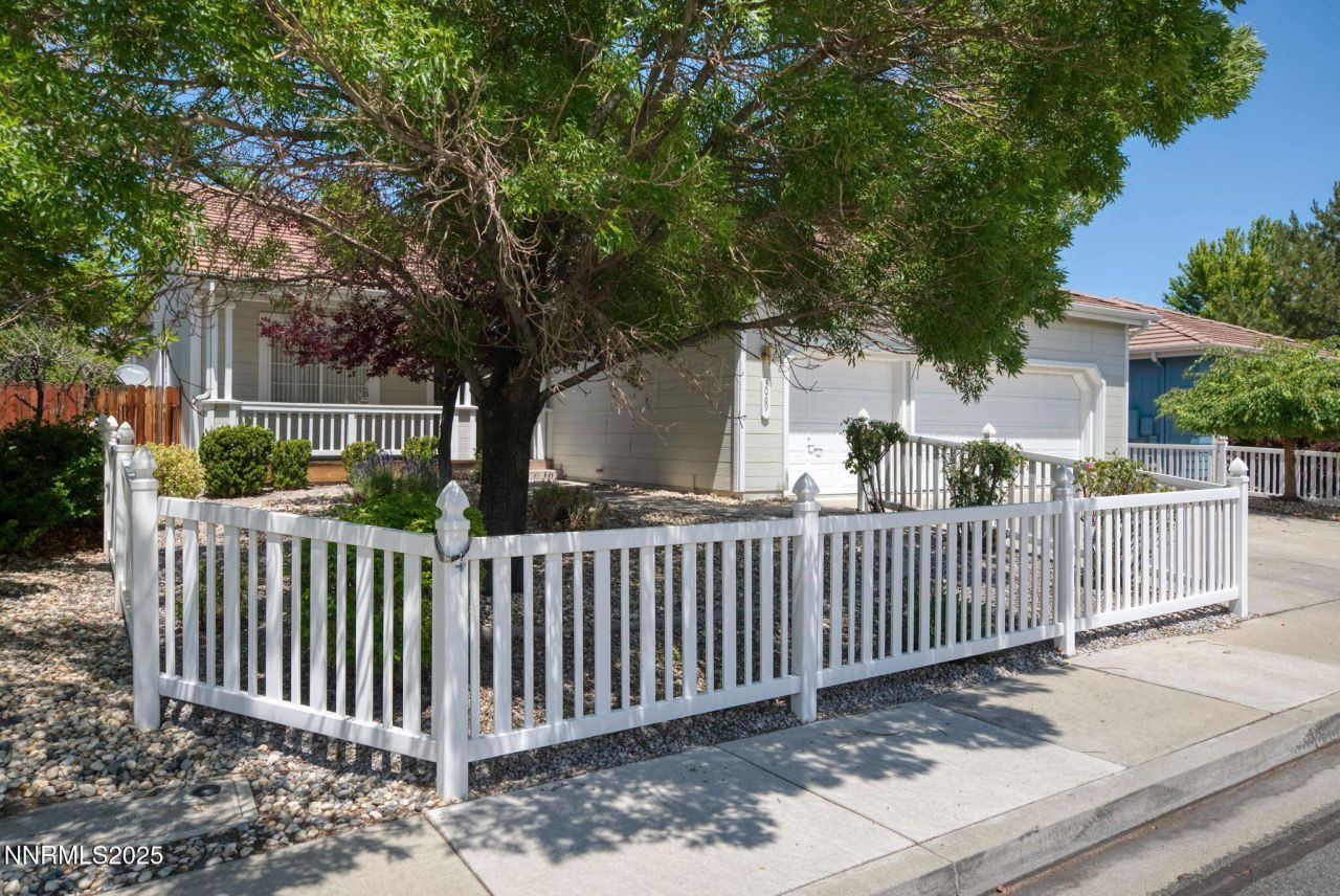 3069 Creekwood Drive, Reno, NV 89502 Photo
