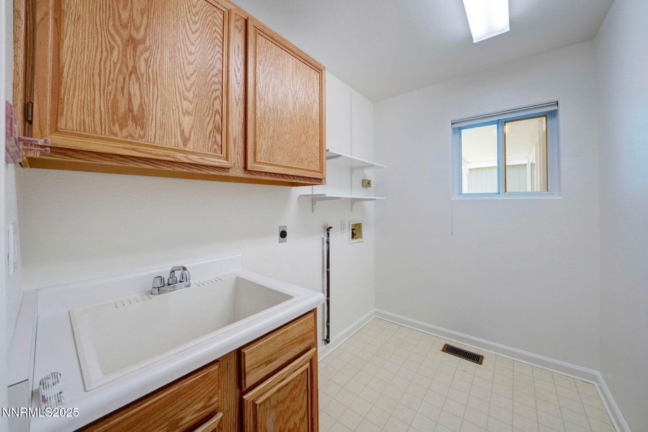 3069 Creekwood Drive, Reno, NV 89502 Photo