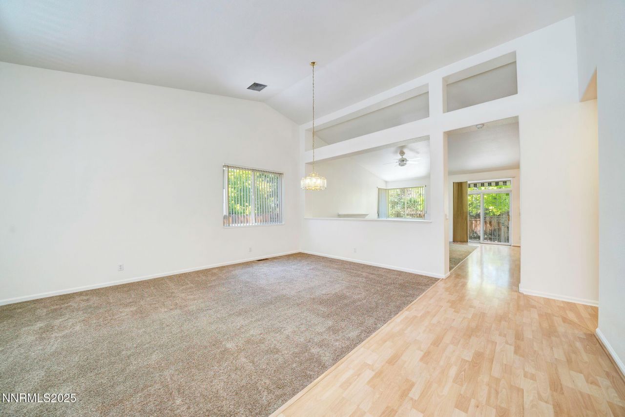 3069 Creekwood Drive, Reno, NV 89502 Photo