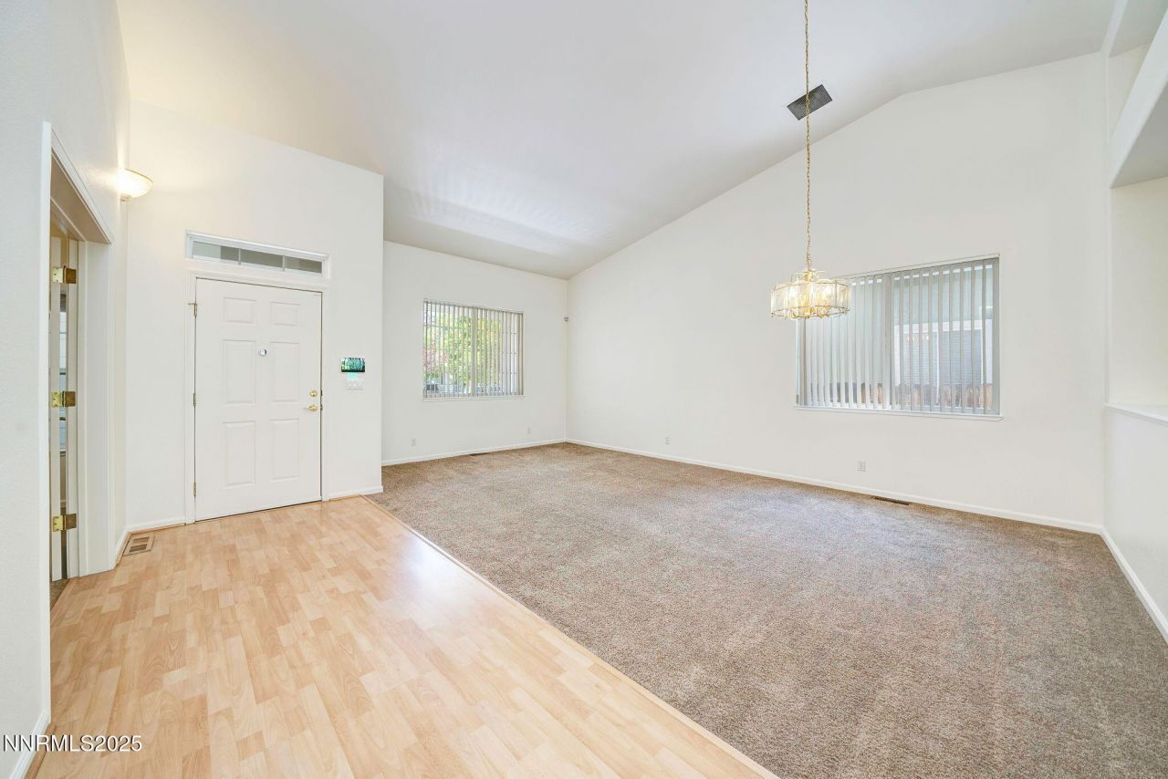 3069 Creekwood Drive, Reno, NV 89502 Photo