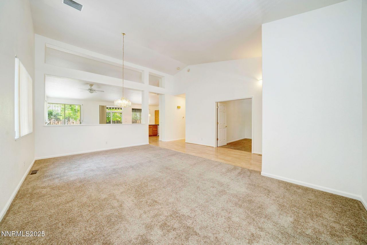 3069 Creekwood Drive, Reno, NV 89502 Photo