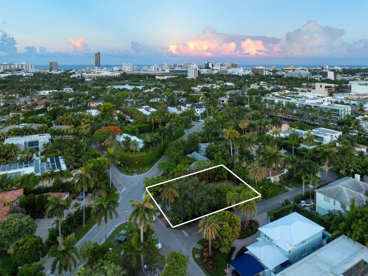 2121 Regatta Ave, Miami Beach, FL 33140 Photo