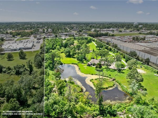 400 & 711 W Lilac Street, Rogers, AR 72756