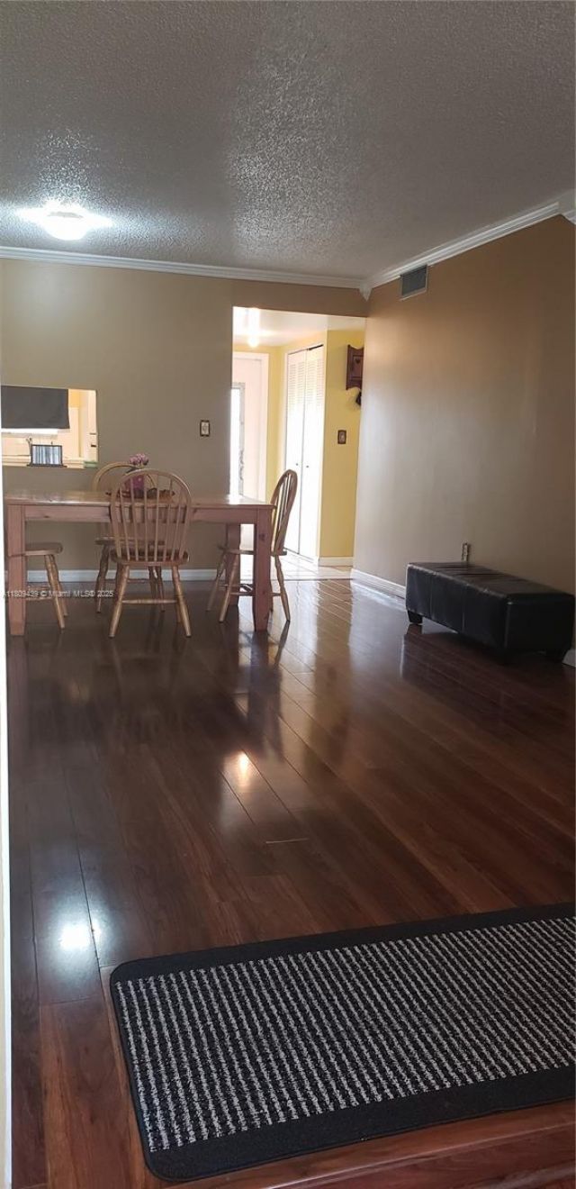 8280 Sunrise Lakes Blvd, Unit 105, Sunrise, FL 33322 Photo