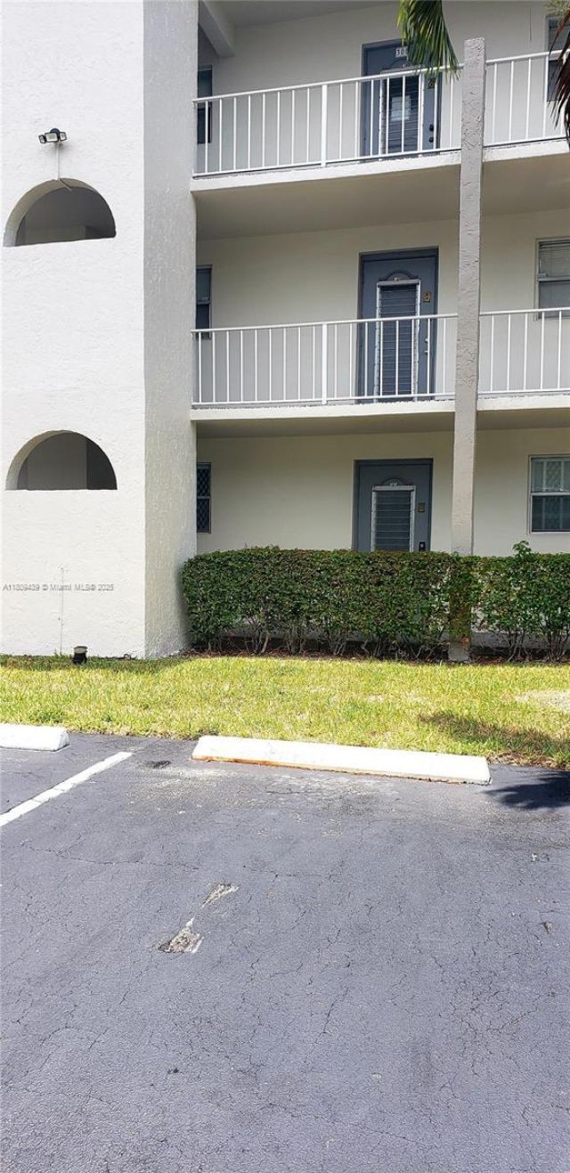 8280 Sunrise Lakes Blvd, Unit 105, Sunrise, FL 33322 Photo