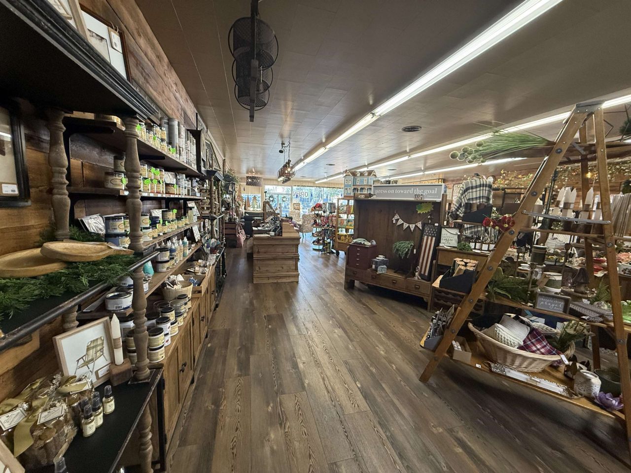 220 Main Street, Chester, CA 96020 Photo