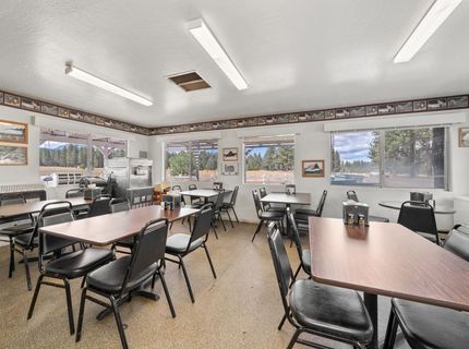 7735 Highway 89, Graeagle, CA 96103 Photo