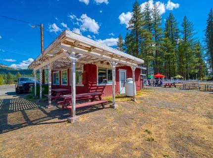 7735 Highway 89, Graeagle, CA 96103 Photo