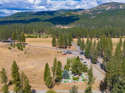 7735 Highway 89, Graeagle, CA 96103 Photo