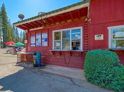 7735 Highway 89, Graeagle, CA 96103 Photo