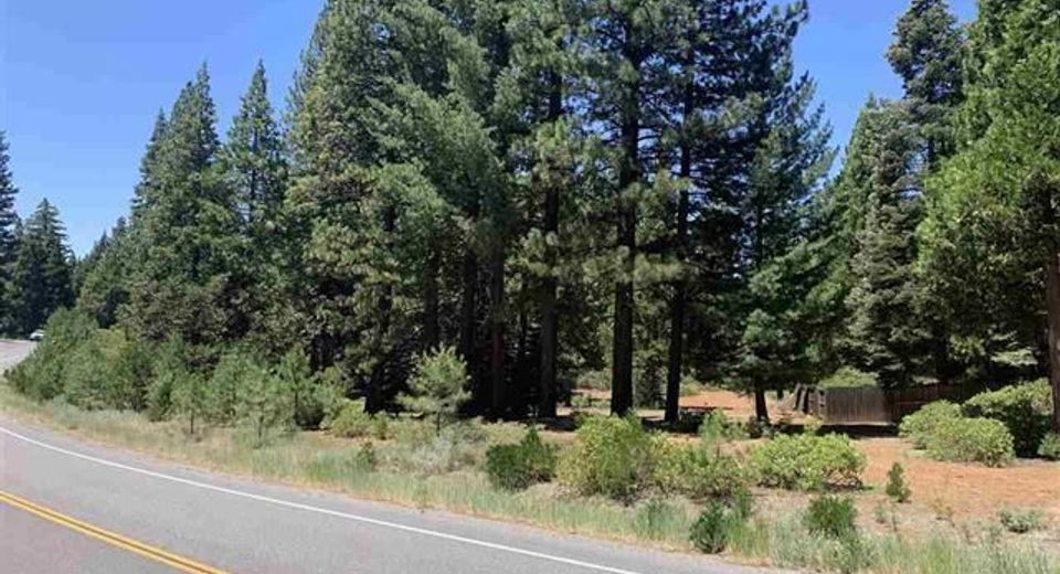319 Clifford Drive, Lake Almanor, CA 00000 Photo