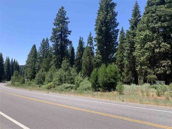 379 Clifford Drive, Lake Almanor, CA 00000