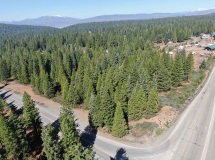 101 Clifford Drive, Lake Almanor, CA 00000 Photo