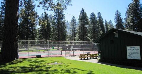 525 Peninsula Drive, Lake Almanor, CA 96137 Photo