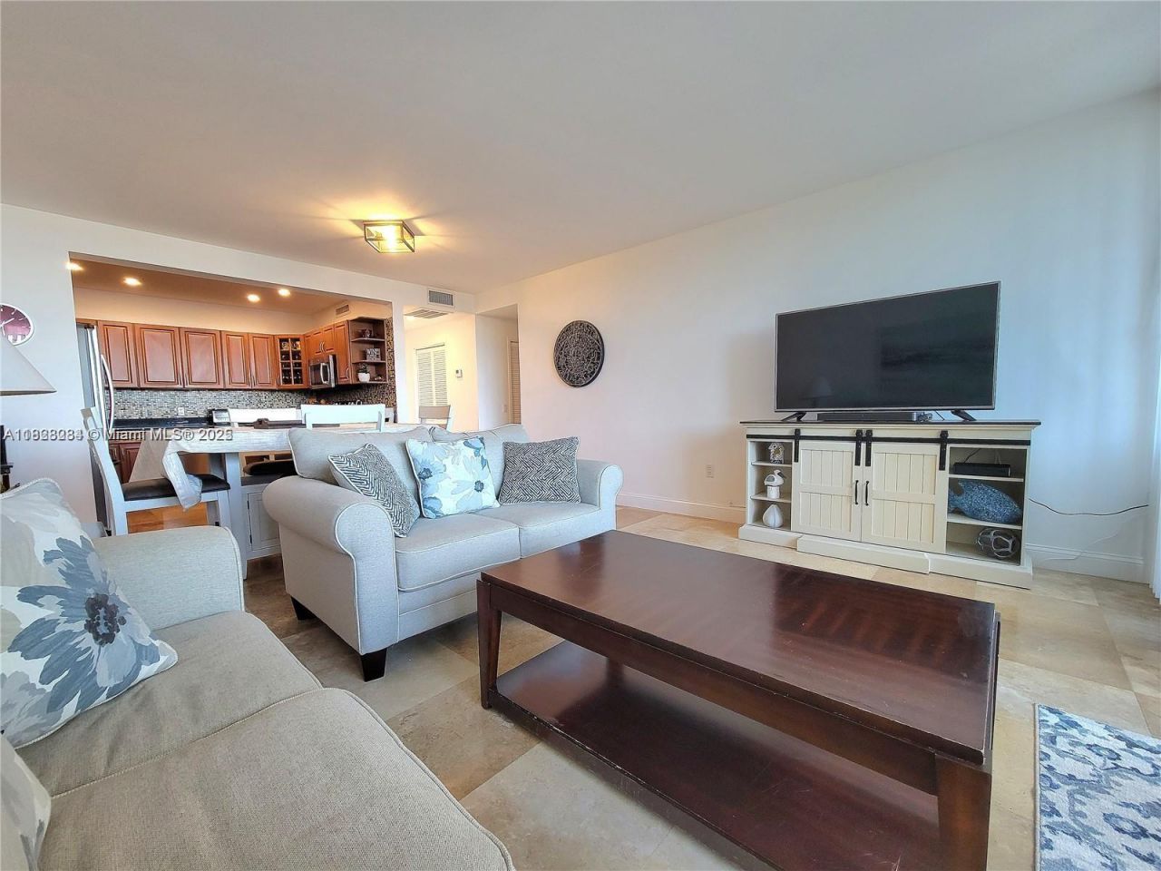 3505 S Ocean Dr, Unit 320, Hollywood, FL 33019 Photo