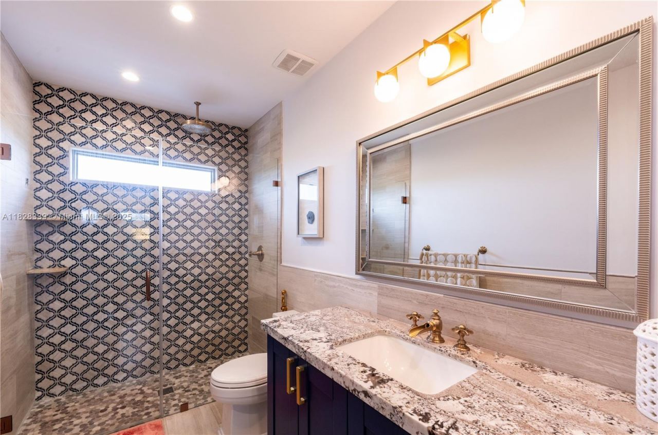 475 Bahia Honda Rd, Key Largo, FL 33037 Photo