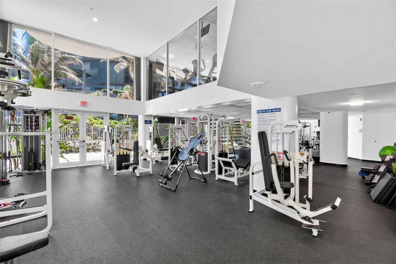 18671 Collins Ave, Unit 1401, Sunny Isles Beach, FL 33160 Photo