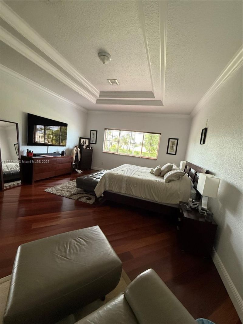 11153 NW 71st Ter, Doral, FL 33178 Photo