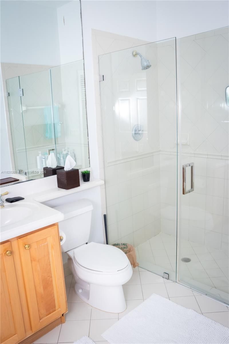 11153 NW 71st Ter, Doral, FL 33178 Photo