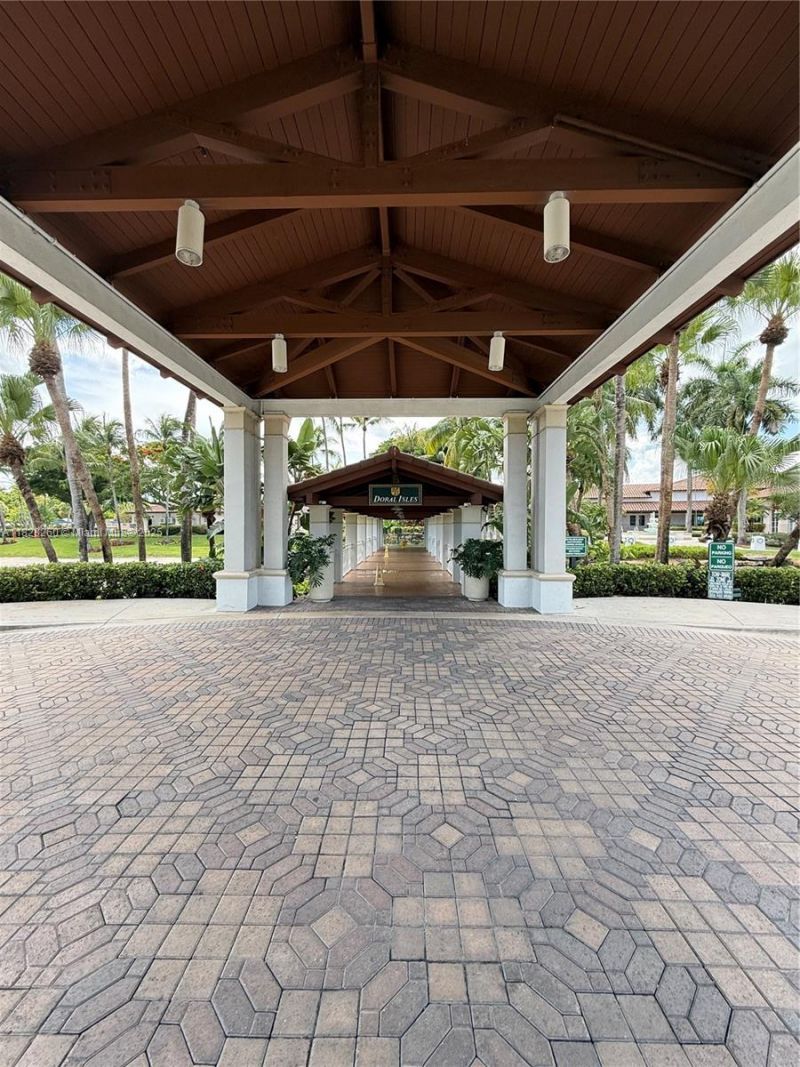 11153 NW 71st Ter, Doral, FL 33178 Photo