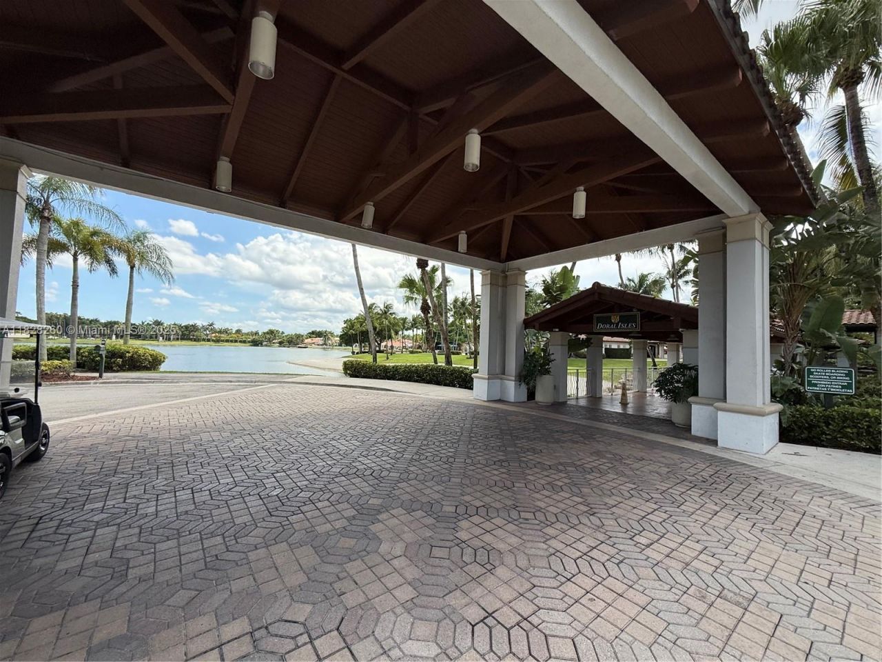 11153 NW 71st Ter, Doral, FL 33178 Photo