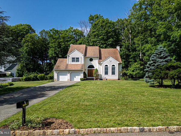 9 JESSICA COURT, LAKE HOPATCONG, NJ 07849