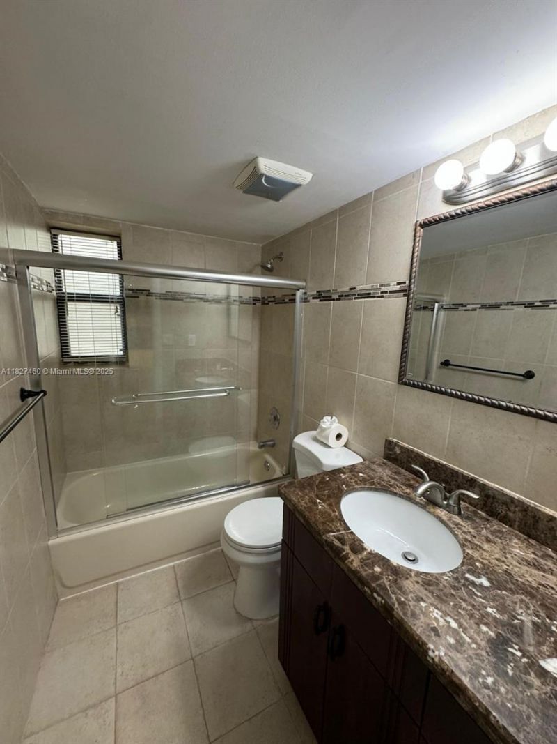 20401 NE 30th Ave, Unit 124-8, Aventura, FL 33180 Photo