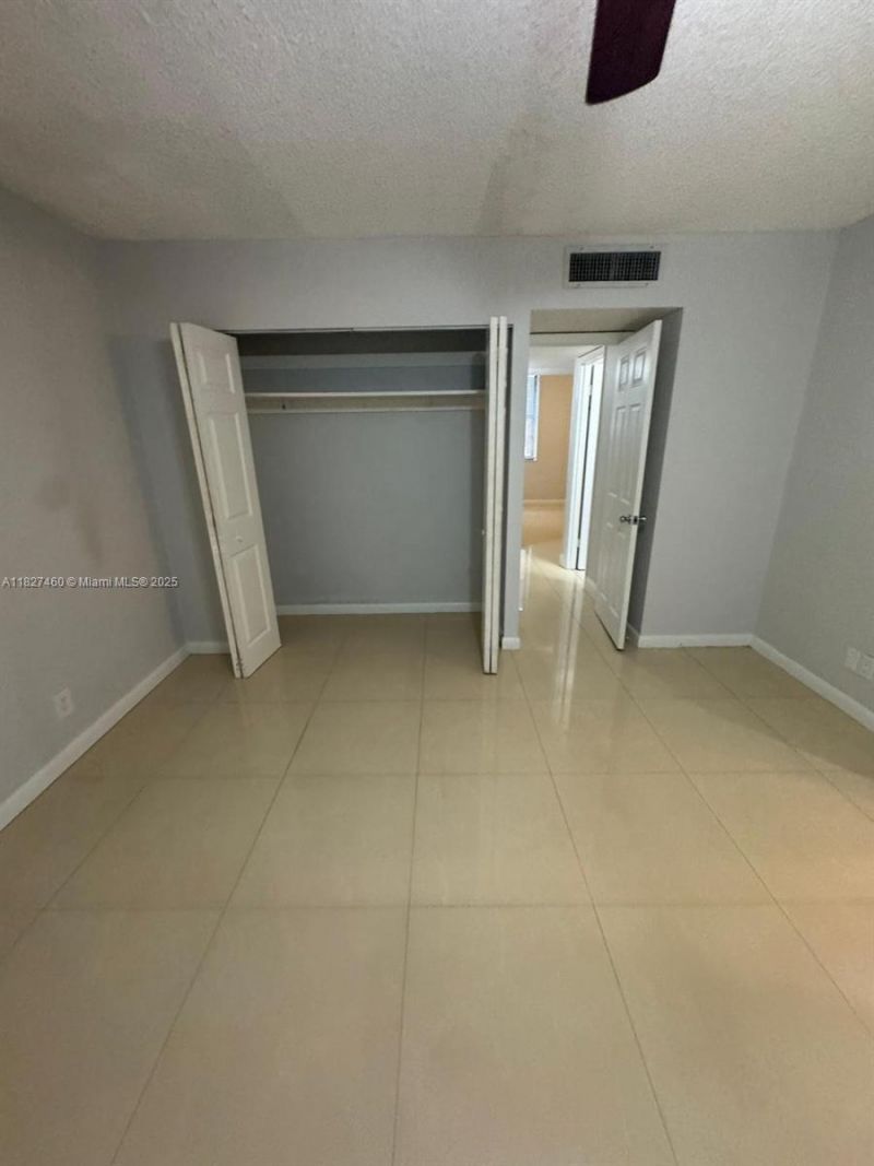 20401 NE 30th Ave, Unit 124-8, Aventura, FL 33180 Photo