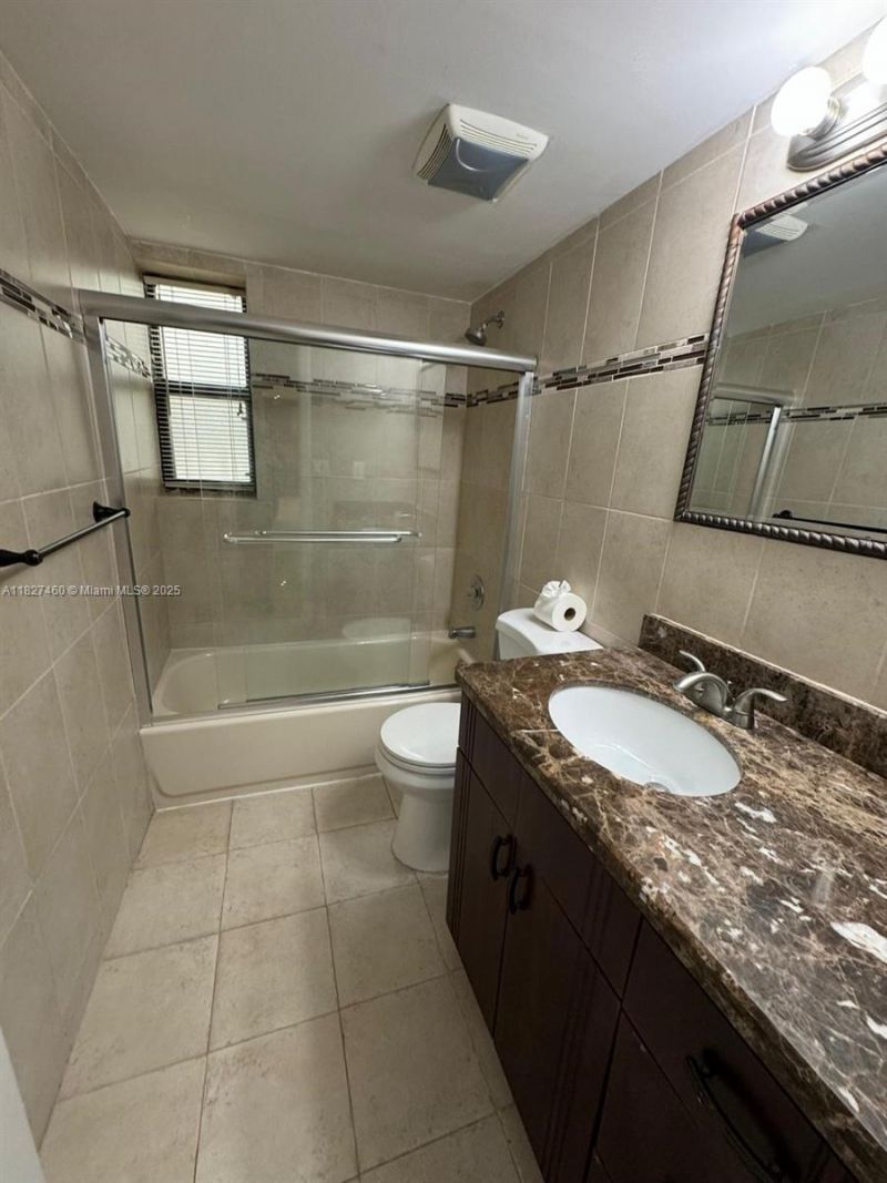 20401 NE 30th Ave, Unit 124-8, Aventura, FL 33180 Photo