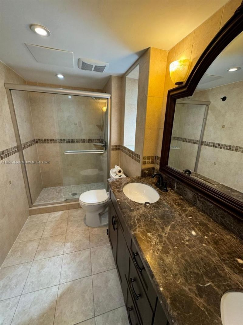 20401 NE 30th Ave, Unit 124-8, Aventura, FL 33180 Photo