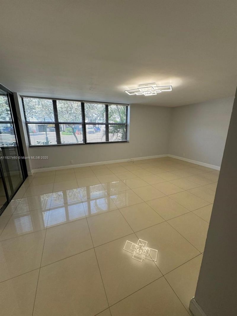 20401 NE 30th Ave, Unit 124-8, Aventura, FL 33180 Photo