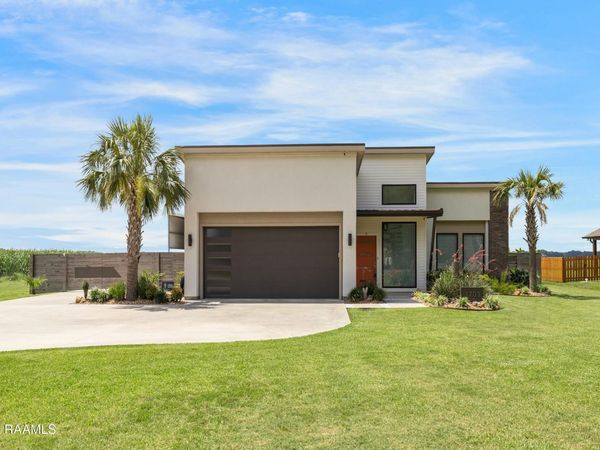 3703 Daspit Road, New Iberia, LA 70563