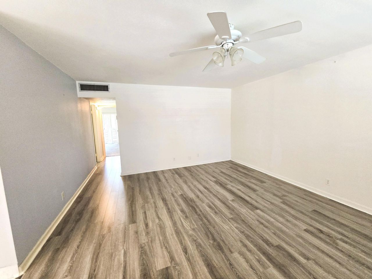 89 Saxony B, Unit B, Delray Beach, FL 33446 Photo