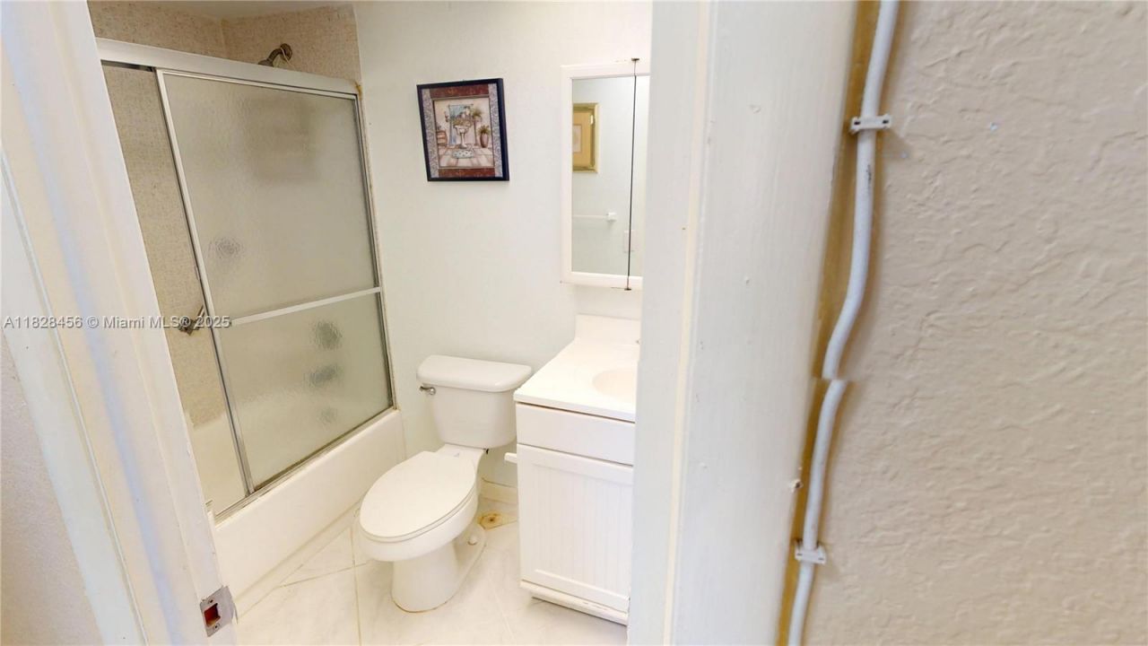 2801 N Pine Island Rd, Unit 103, Sunrise, FL 33322 Photo