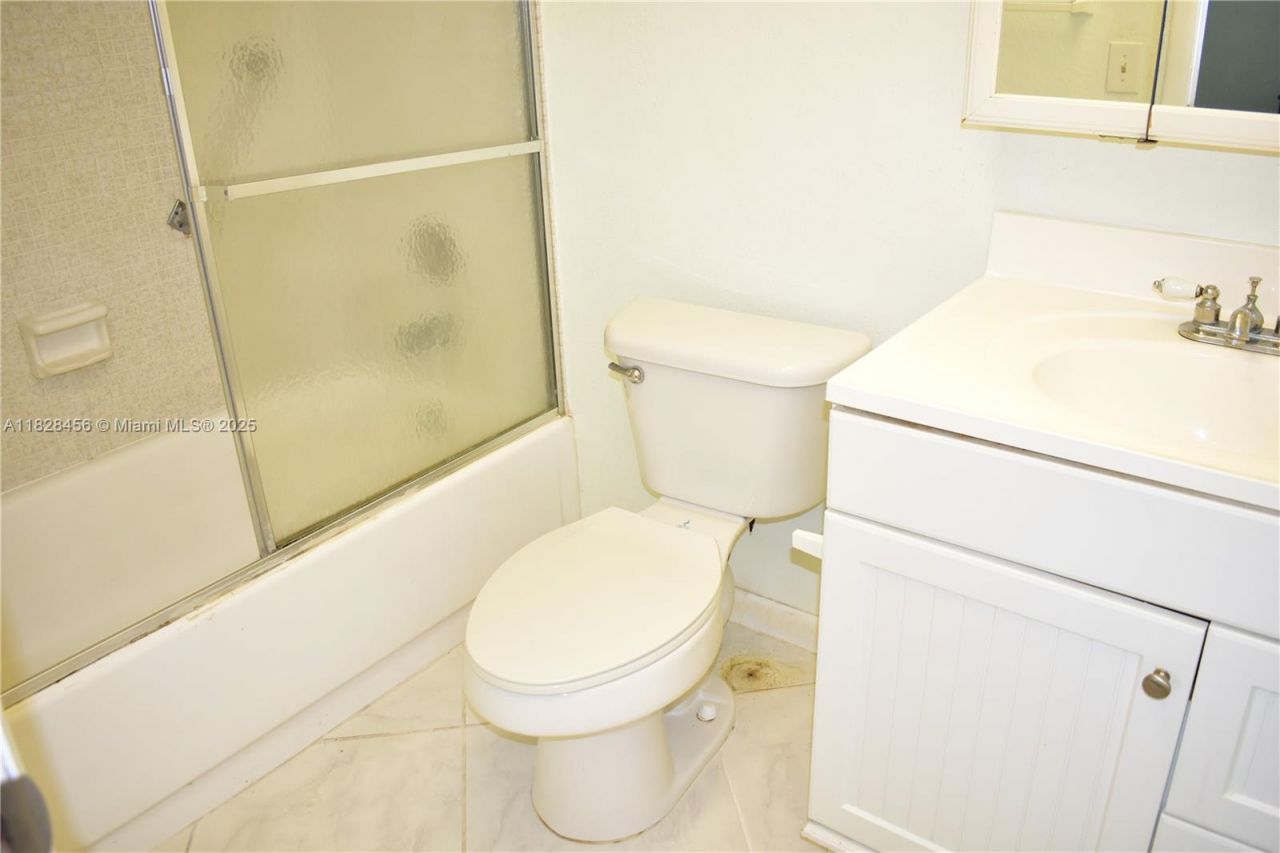 2801 N Pine Island Rd, Unit 103, Sunrise, FL 33322 Photo